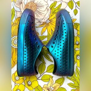 🦋Native Shoes Iridescent Jefferson🦋